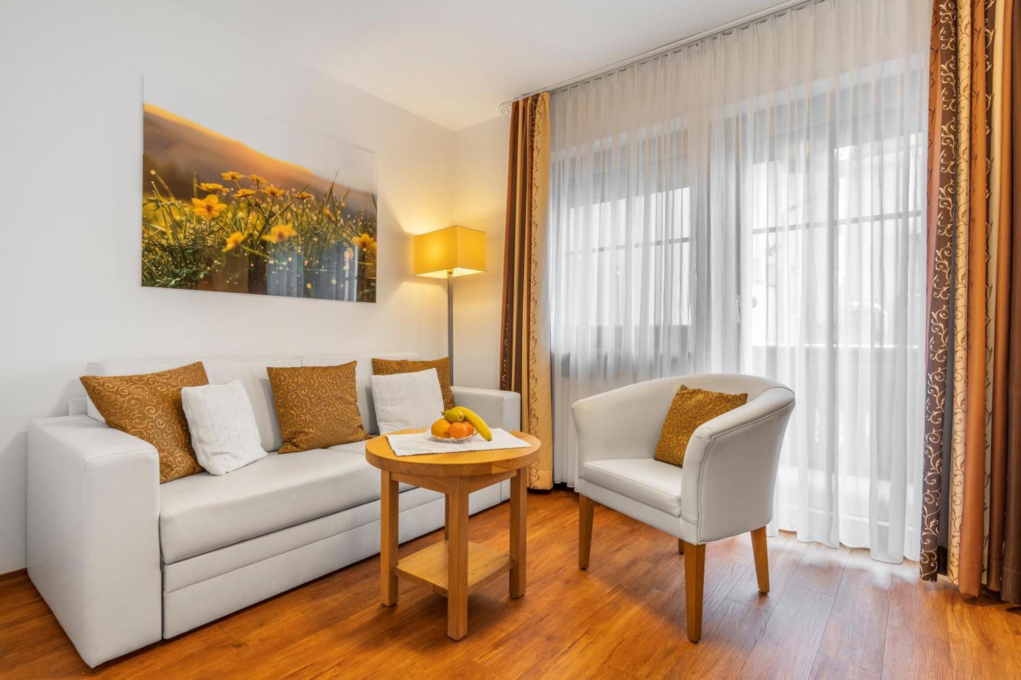 Wander Und Aktiv Hotel Roesslwirt แลม ภายนอก รูปภาพ