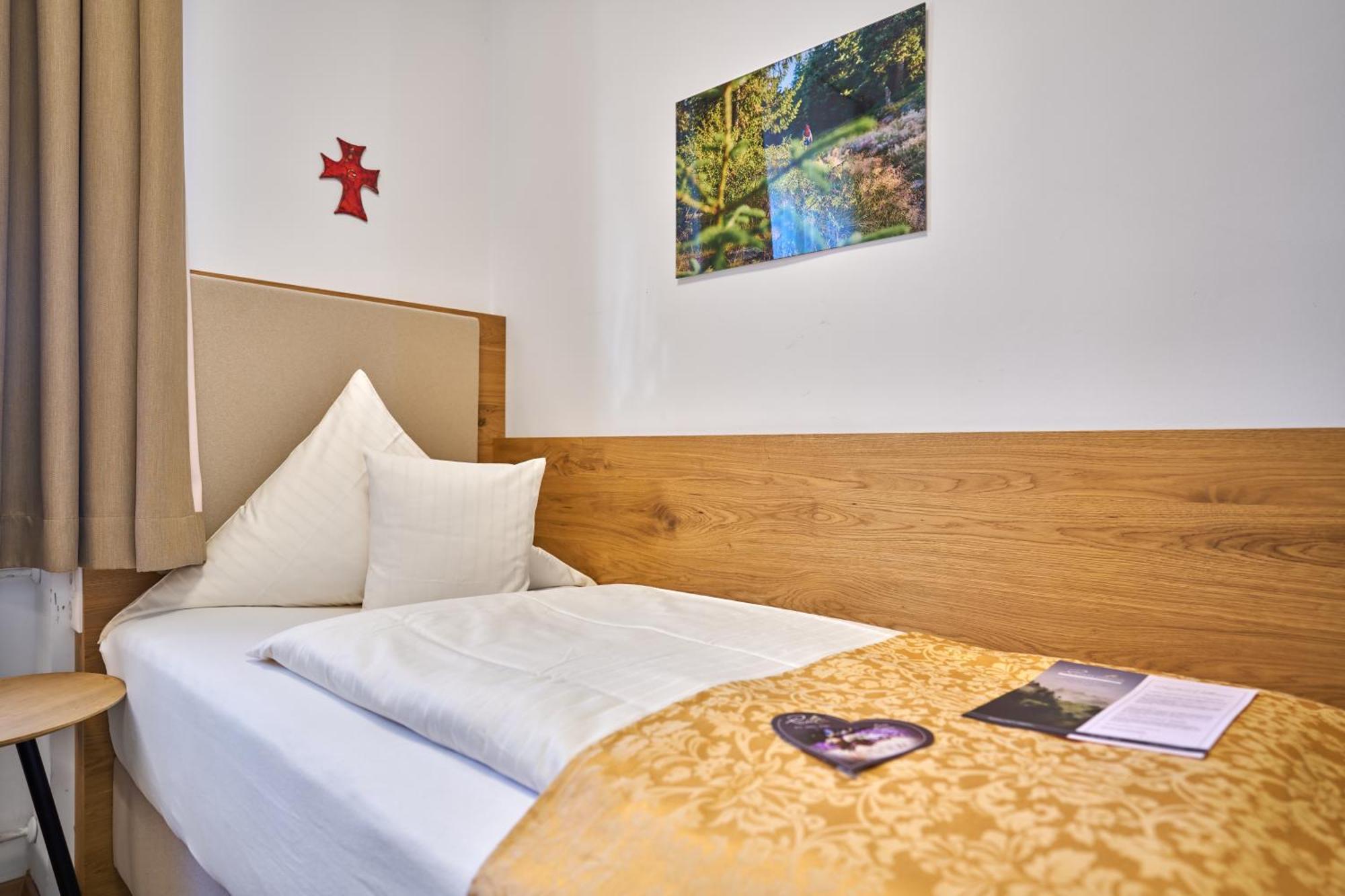 Wander Und Aktiv Hotel Roesslwirt แลม ภายนอก รูปภาพ