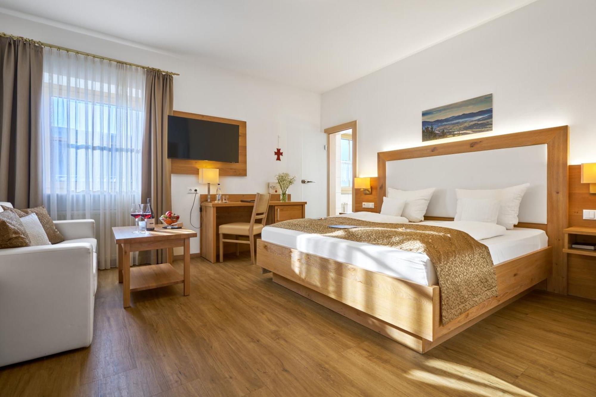 Wander Und Aktiv Hotel Roesslwirt แลม ภายนอก รูปภาพ
